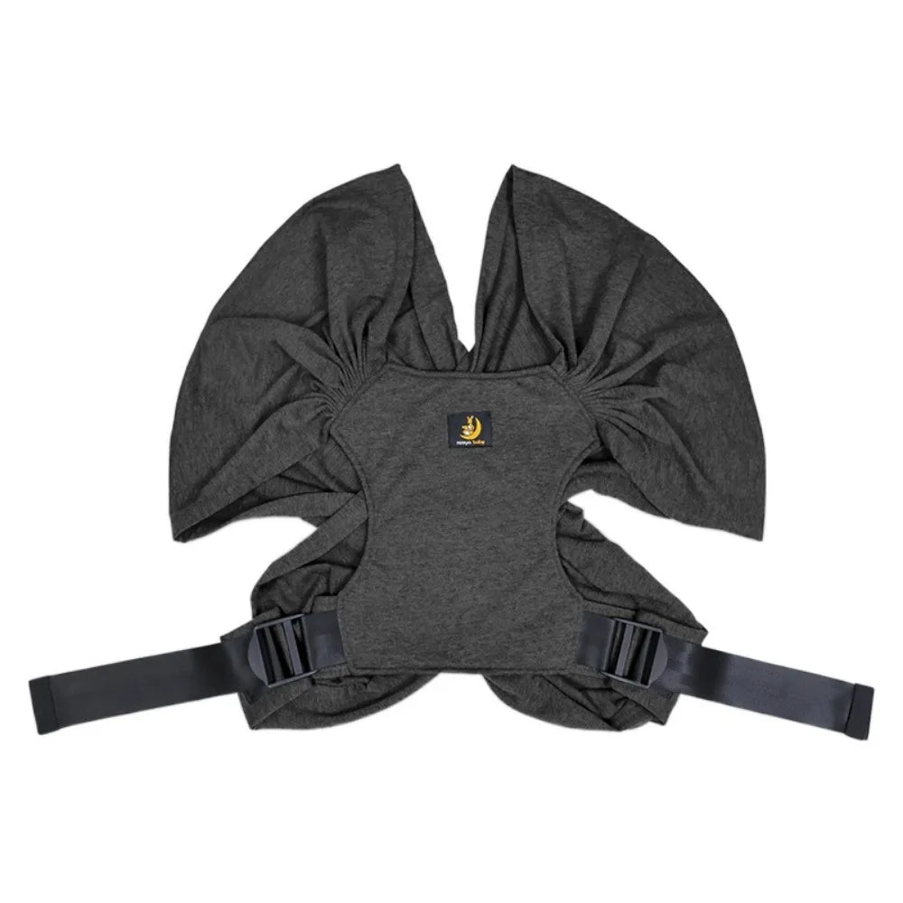 Echarpe porte bebe gris foncé bien rangée 