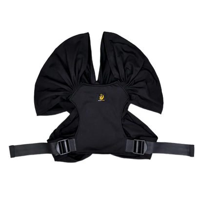 Echarpe porte bebe noir exposée 