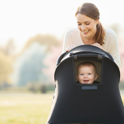 Pare soleil pour pousette avec fenêtre  l'enfant accompagné de sa maman
