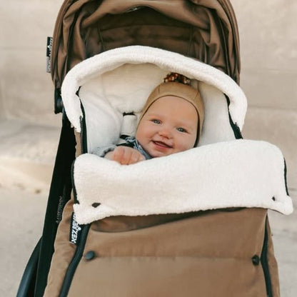 Chanceliere poussette  caramel, bébé au chaud dans sa poussette