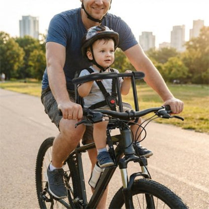 Porte bebe velo gris noir papa souriant sur le vélo avec son fils