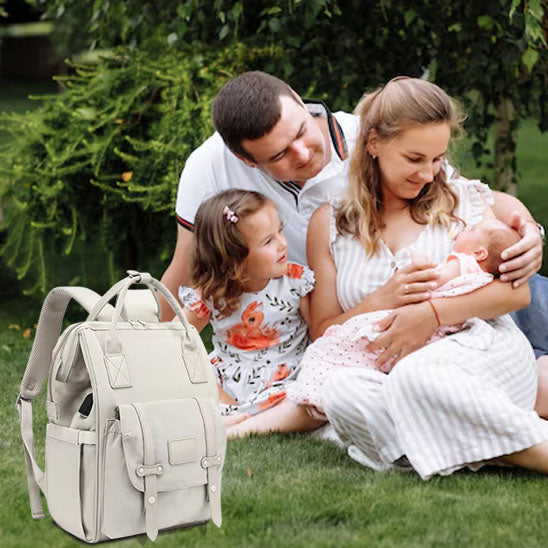 sac à dos à langer beigne, toute la famille au parc