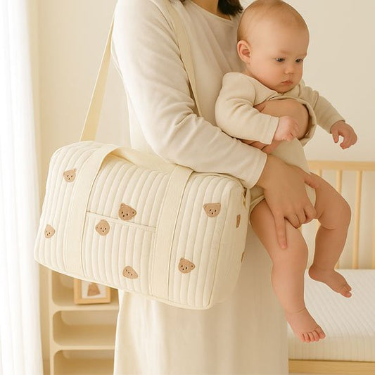 Sac a langer bebe ours, maman qui porte son bébé