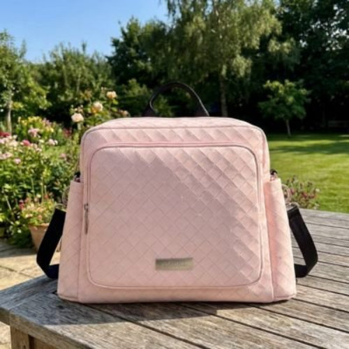 Sac a langer bebe rose en exposition
