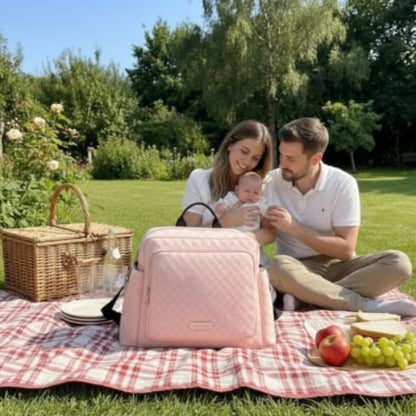 Sac a langer bebe rose les parents avec leur bébé au parc